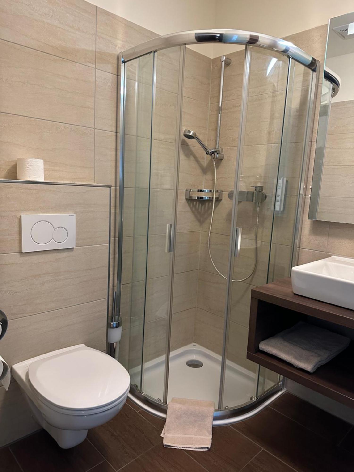 Hotel Da Gustavo Lamprechtshausen Eksteriør billede